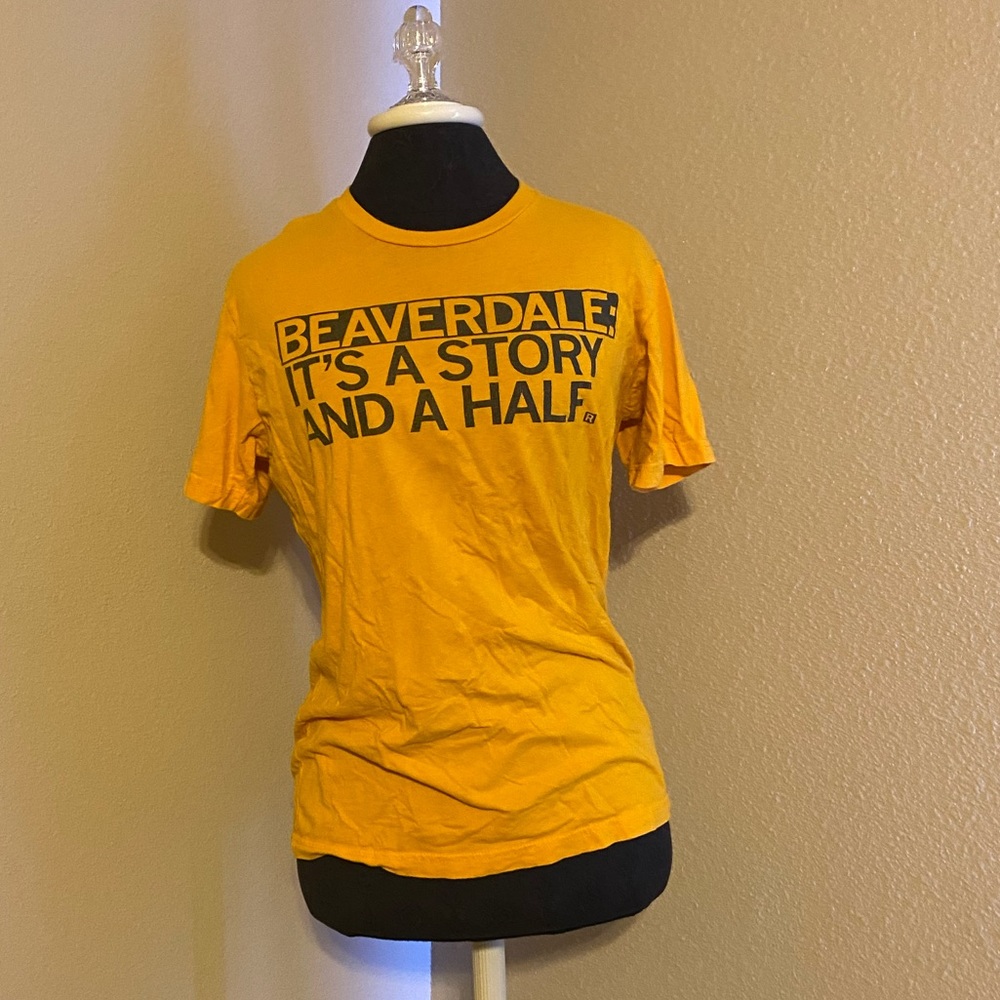 ❤️ Beaverdale It’s a Story and a Half Yellow Tee Shirt